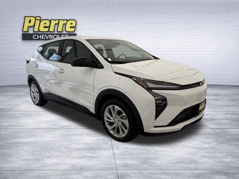 New 2027 Chevrolet Bolt LT FWD image 6