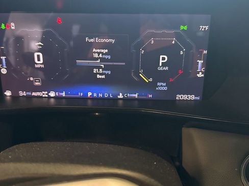Used 2024 Chevrolet Colorado ZR2 w/ Technology Package AWD/4WD image 2