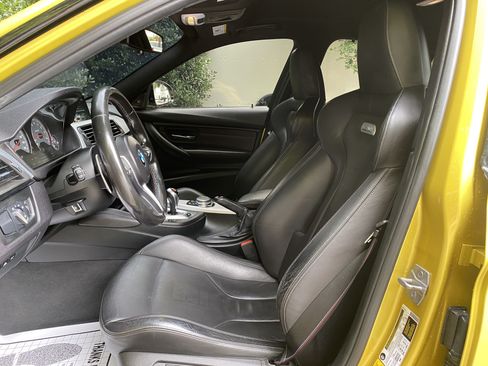 Used 2017 BMW M3 RWD image 15