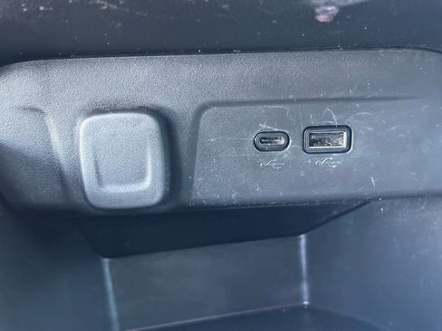 Used 2025 Chevrolet Trax ACTIV image 26