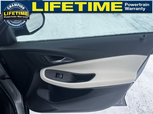 Used 2023 Buick Encore GX Preferred w/ Cold Weather Comfort Package image 34