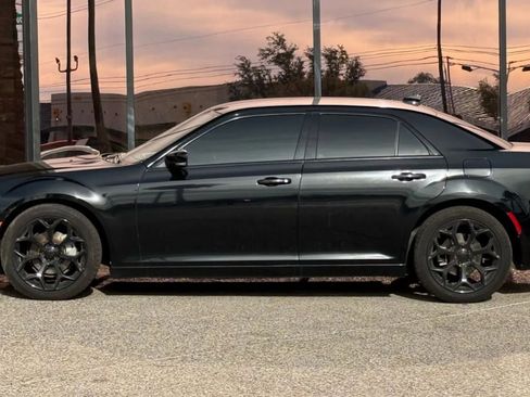 Used 2021 Chrysler 300 S image 5