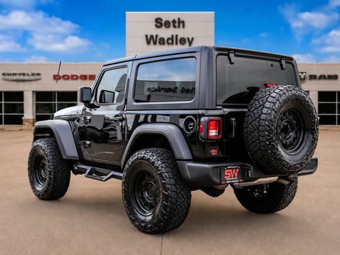Used 2025 Jeep Wrangler Sport AWD/4WD image 5
