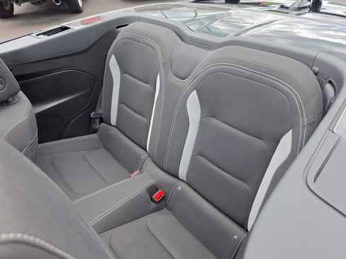 Used 2018 Chevrolet Camaro SS RWD image 17