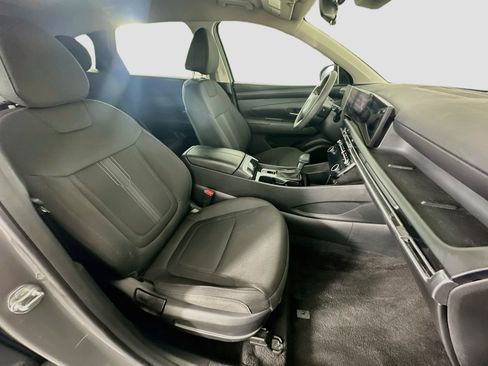 Used 2025 Hyundai Tucson SEL FWD image 31