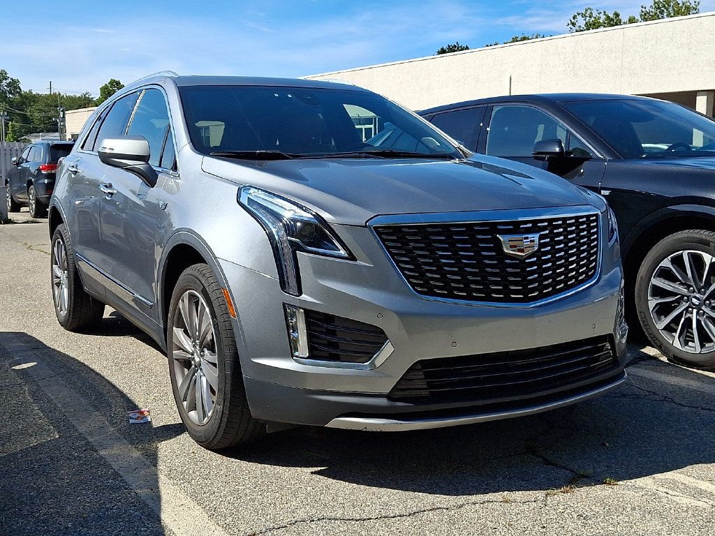 Certified 2023 Cadillac XT5 Premium Luxury AWD/4WD image 2