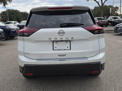 New 2026 Nissan Rogue SV w/ Cold Weather Package image 7