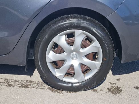 Used 2015 MAZDA MAZDA3 i SV image 5