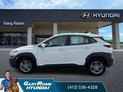 Used 2022 Hyundai Kona SE w/ Cargo Package AWD/4WD image 5