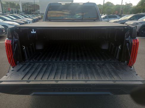 Used 2025 Toyota Tundra SR5 AWD/4WD image 30