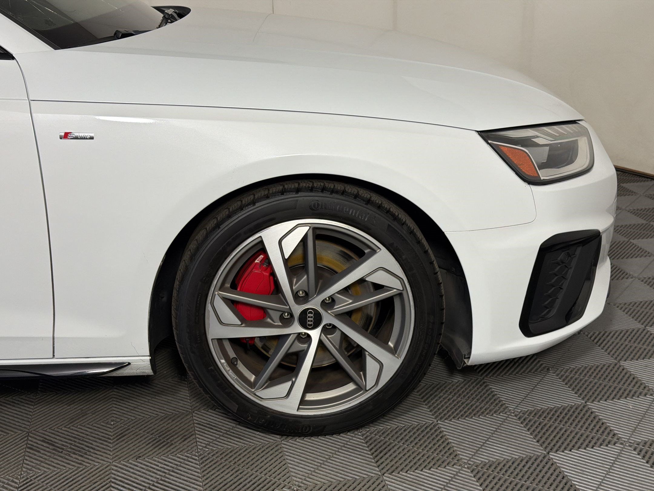 Used 2023 Audi A4 2.0T Premium Plus w/ Premium Plus Package AWD/4WD image 13