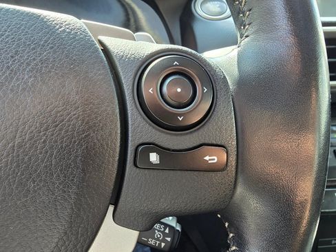 Used 2014 Lexus IS 250 w/ Navigation Package RWD image 7