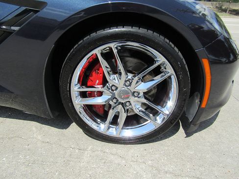 Used 2014 Chevrolet Corvette Stingray Convertible w/ 2LT Preferred Equipment Group RWD image 22