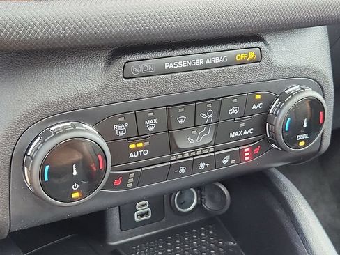 Certified 2024 Ford Bronco Sport Outer Banks w/ Tech Package AWD/4WD image 11