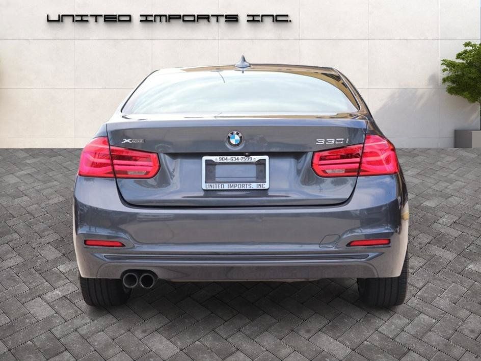 Used 2018 BMW 330i xDrive Sedan AWD/4WD image 6
