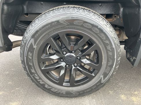 Used 2020 Chevrolet Silverado 1500 W/T w/ WT Value Package AWD/4WD image 11