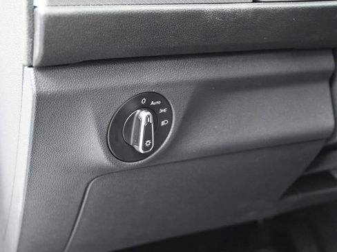 Used 2023 Volkswagen Jetta S image 14