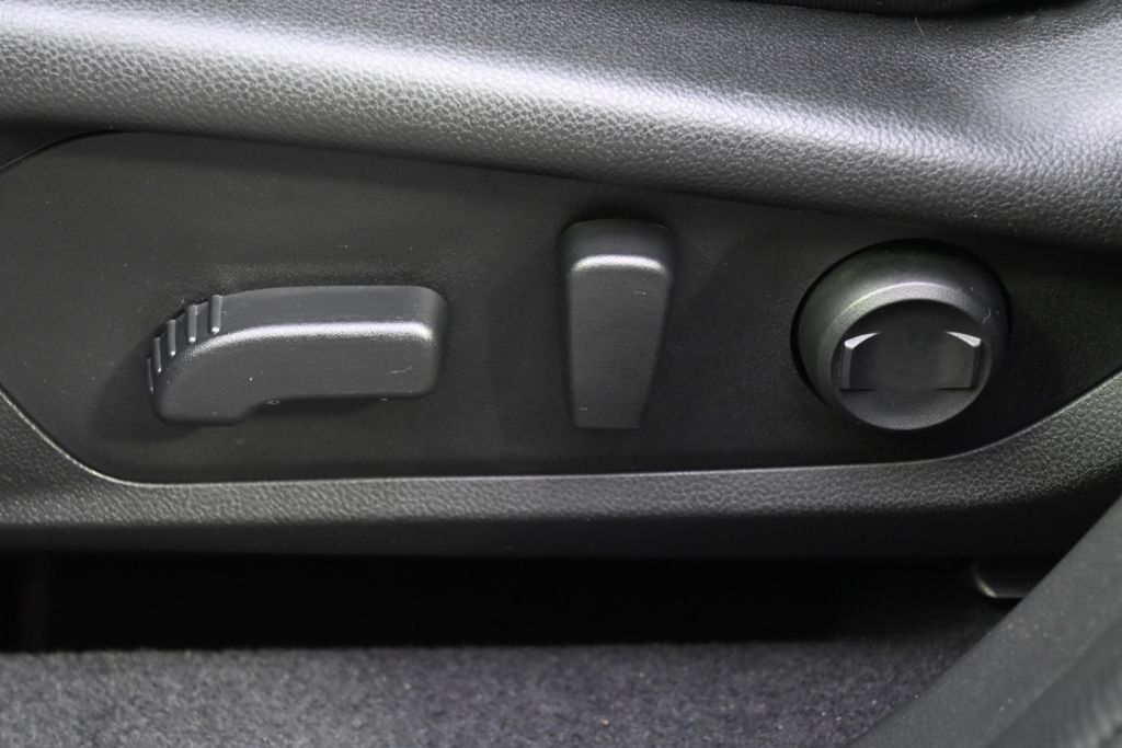 Certified 2025 Subaru Forester Sport AWD/4WD image 14