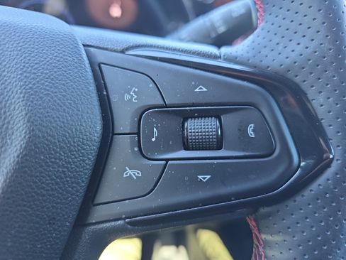 Used 2025 Chevrolet Trax RS w/ Driver Confidence Package image 22