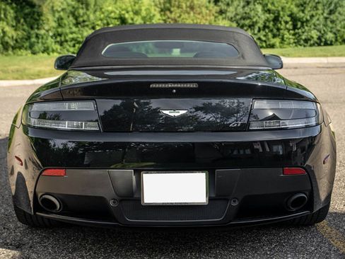 Used 2015 Aston Martin V8 Vantage GT RWD image 20