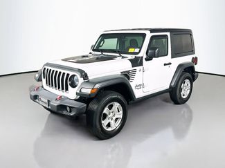 Used 2020 Jeep Wrangler Sport AWD/4WD video 3