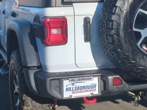 Used 2022 Jeep Wrangler Unlimited Rubicon w/ Cold Weather Group image 24