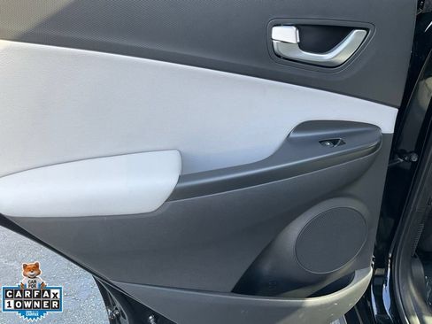 Used 2023 Hyundai Kona Limited FWD image 38