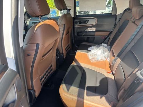 New 2025 Ford Bronco Sport Outer Banks w/ Outer Banks Tech Package+ AWD/4WD image 8