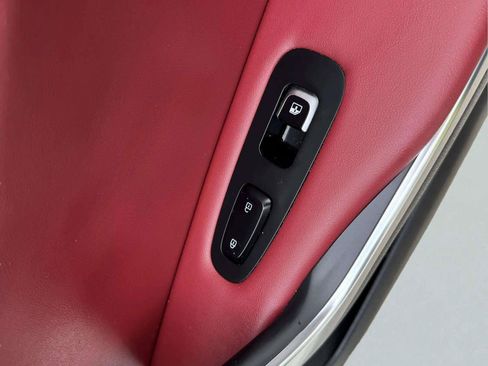 Used 2021 Kia Stinger GT1 RWD image 40