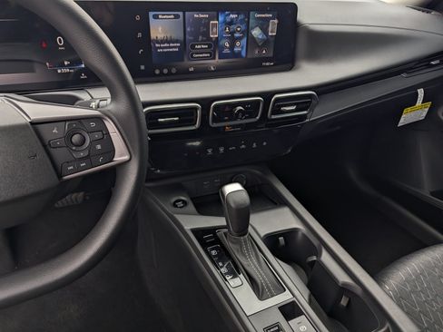 New 2026 Nissan Sentra SV w/ Floor Mat Package FWD image 10