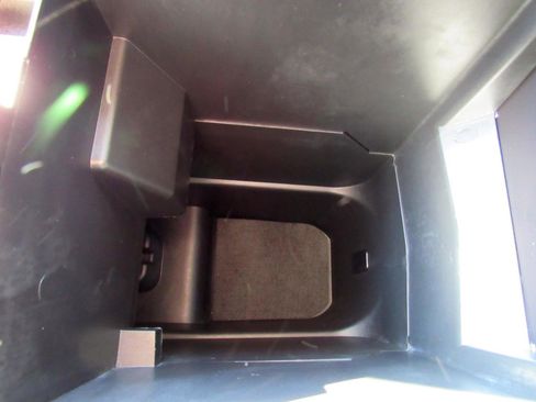 Used 2024 Ford Edge SEL w/ Sport Appearance Package AWD/4WD image 23