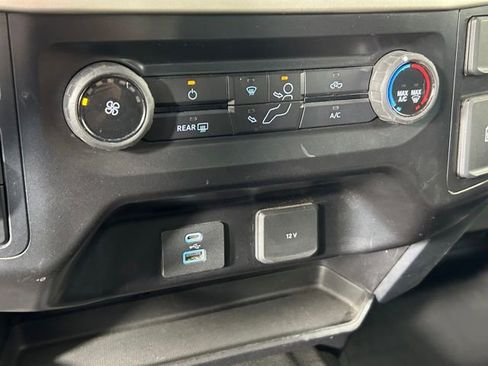 Used 2021 Ford F150 XLT AWD/4WD image 28