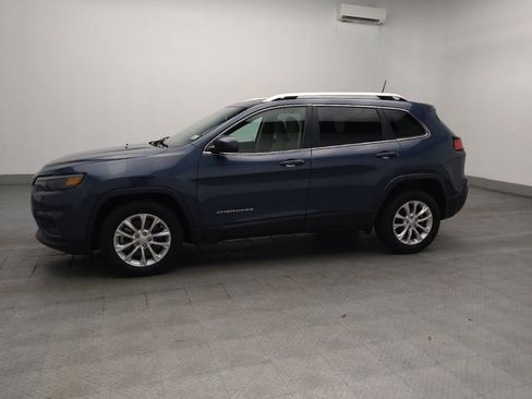 Used 2019 Jeep Cherokee Latitude w/ Popular Appearance Group FWD image 2