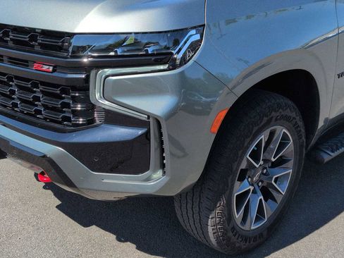 Used 2023 Chevrolet Tahoe Z71 AWD/4WD image 11