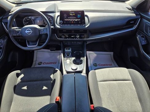 Used 2025 Nissan Rogue SV AWD/4WD image 12
