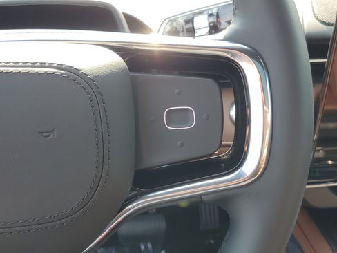 New 2026 Lincoln Nautilus Reserve AWD/4WD image 18