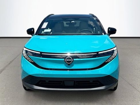 New 2026 Nissan Leaf Platinum+ FWD image 2