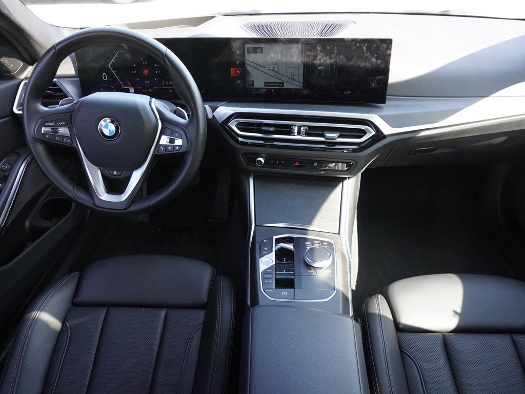 Used 2024 BMW 330i xDrive Sedan w/ Premium Package AWD/4WD image 39
