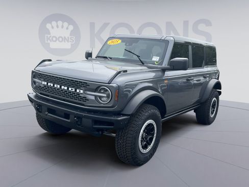 New 2025 Ford Bronco Badlands w/ Sasquatch Package AWD/4WD image 5