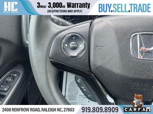Used 2019 Honda HR-V LX image 27