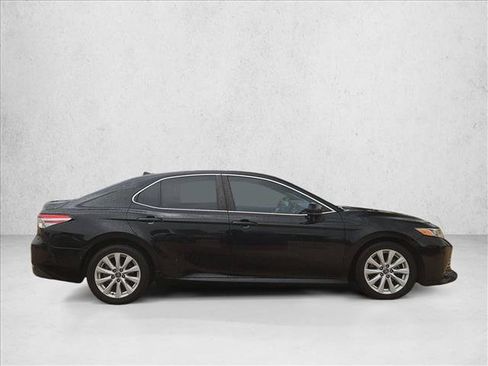 Used 2020 Toyota Camry LE w/ Protection Package (Q2) FWD image 4