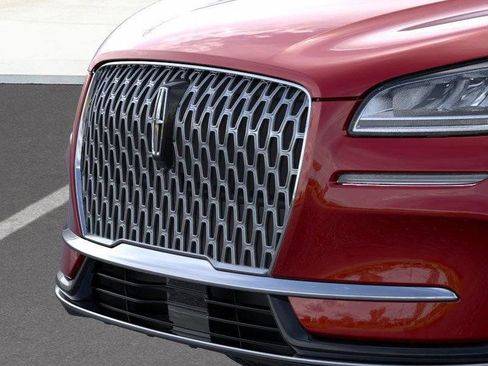 New 2026 Lincoln Corsair Premiere image 17