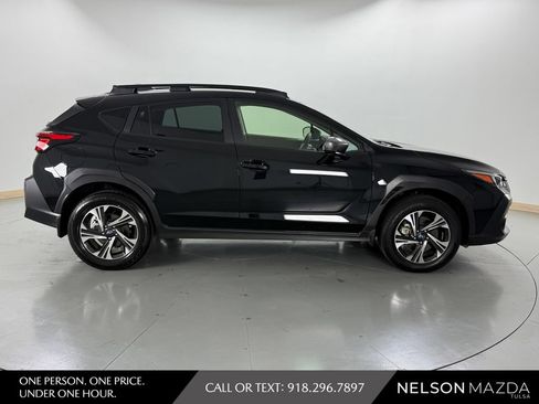 Used 2024 Subaru Crosstrek 2.0i Premium AWD/4WD image 5
