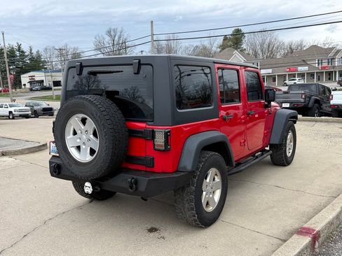Used 2014 Jeep Wrangler Unlimited Sport AWD/4WD image 6