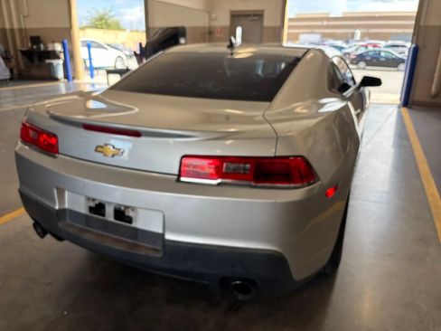 Used 2014 Chevrolet Camaro LS RWD image 7