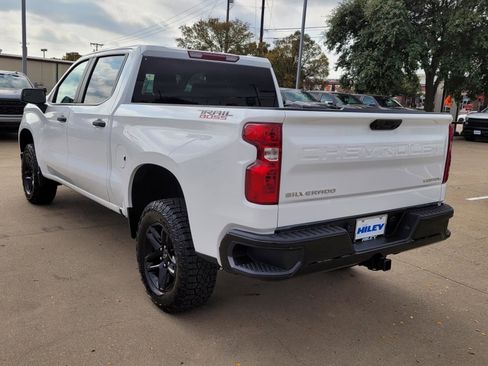 New 2026 Chevrolet Silverado 1500 Custom Trail Boss AWD/4WD image 3