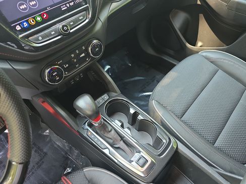 Used 2023 Chevrolet TrailBlazer RS w/ Sun and Liftgate Package FWD image 25