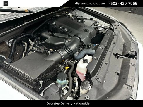 Used 2020 Toyota 4Runner TRD Off-Road image 45