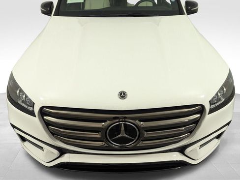 Used 2025 Mercedes-Benz GLS 450 4MATIC image 59