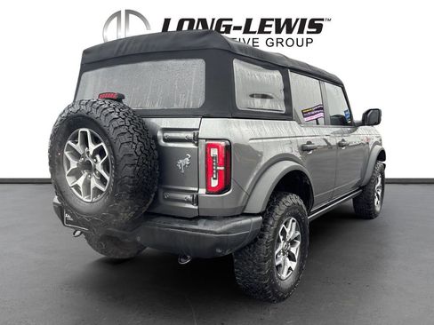 Used 2022 Ford Bronco Badlands image 7